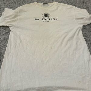 Real balenciaga trun yellow but still look good cheap price